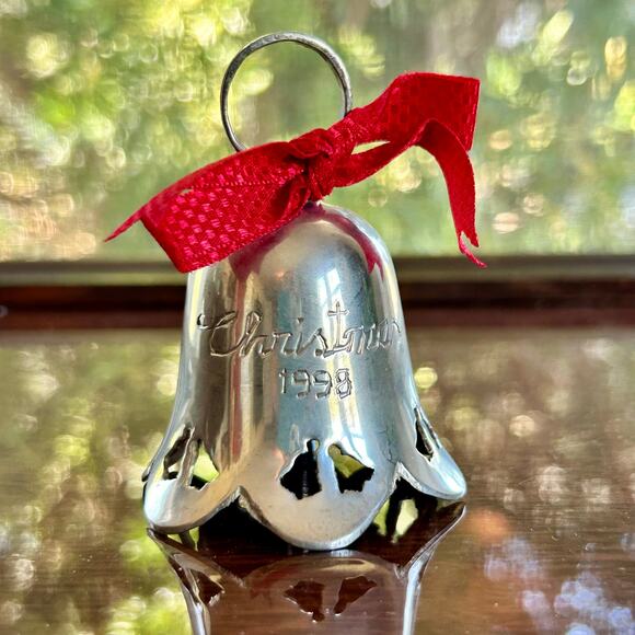 Vintage 1998 International Silver Co. Christmas Bell Ornament – Silver-Plated - Picture 7 of 9